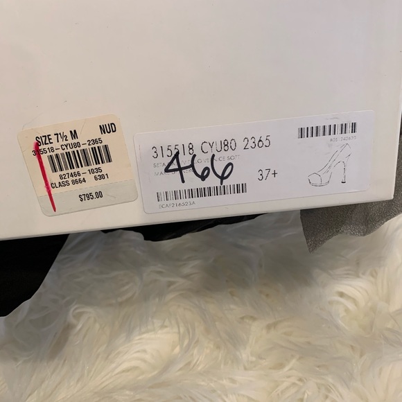 Classic YSL pumps! WORN ONCE! - Picture 6 of 6